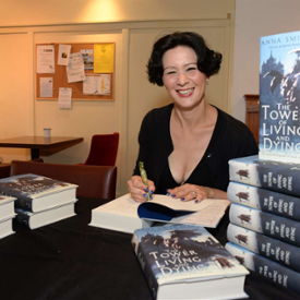 Retrato autor - Anna Smith Spark