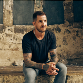 Retrato autor - Dan Jones